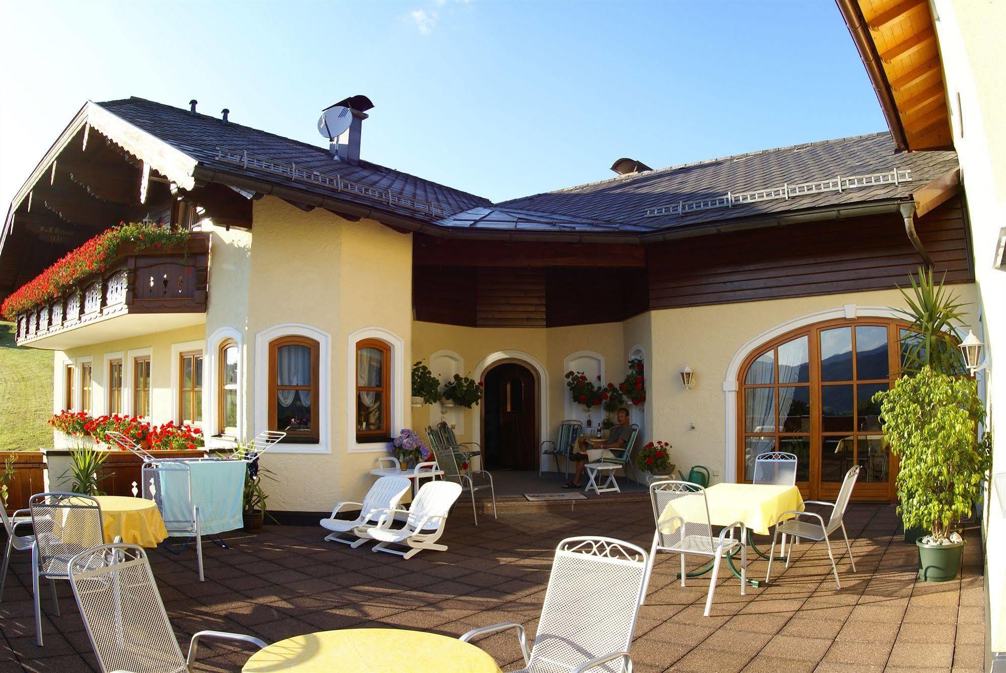 Gaestehaus Stabauer Mondsee Exterior foto